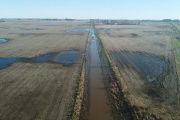 El agua volvió antes que las obras: el campo bonaerense le exige respuestas a Kicillof