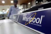 Golpe a la industria: Whirlpool cerró su planta en Pilar y despidió a 220 operarios