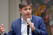 Kicillof mandó un mensaje a Caputo por el Roll Over: “Laburá Toto, rapidito”