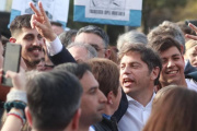 Kicillof marcha contra la reforma laboral y acusa a Milei de impulsar una “ley de precarización”