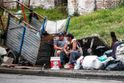 Pobreza en Argentina: la baja histórica que esconde señales de alerta