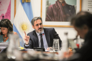 La Justicia obliga a Milei a devolver los fondos millonarios para el Banco Genético