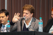 “Opina de todo como un espectador”: Garciarena cruzó a Bianco por los fondos municipales