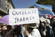 El desplome del empleo privado golpeó con más fuerza al interior del país