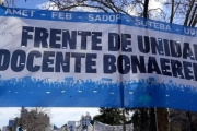 Los gremios docentes presionan por un aumento salarial en junio