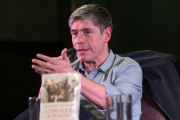 Abal Medina cruzó a González Santalla: “son igual que los libertarios”
