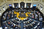 Los diputados vuelven al recinto en medio de la fiebre por el Mundial