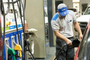 Las ventas de combustible retrocedieron en el primer semestre