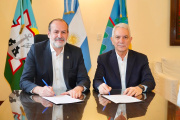 Alak llevó el modelo de gestión platense a Bahía Blanca y selló una alianza estratégica
