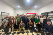 “Nuestro adversario está afuera”: Balbín aceleró la gira bonaerense y pidió salir del internismo
