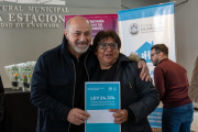 Secco avanza con la entrega de escrituras: cuántas familias fueron beneficiadas