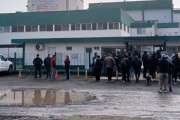 Granja Tres Arroyos paralizó su planta en Capitán Sarmiento y los trabajadores temen un cierre definitivo