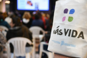 El Gobierno reformuló el Programa Más Vida y amplió la cobertura para personas con VIH y celiaquía