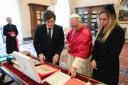 El Gobierno nacional cedió al pedido de Provincia y declaró feriado por la visita del papa León XIV