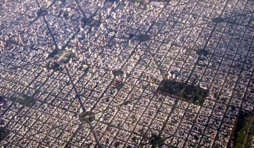 ¿Cuántos habitantes tiene la provincia de Buenos Aires? La Letra Chica