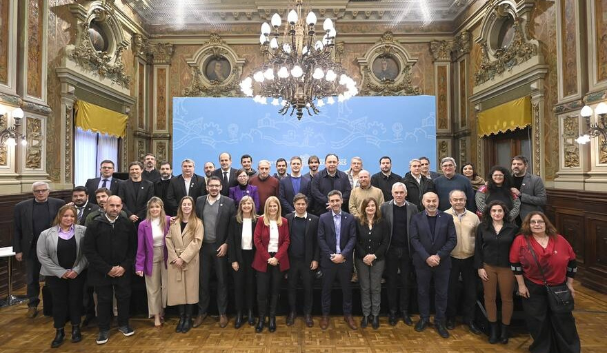 “Hay que retener los 70 municipios peronistas”: Intendentes le marcan la cancha a Kicillof por las reelecciones