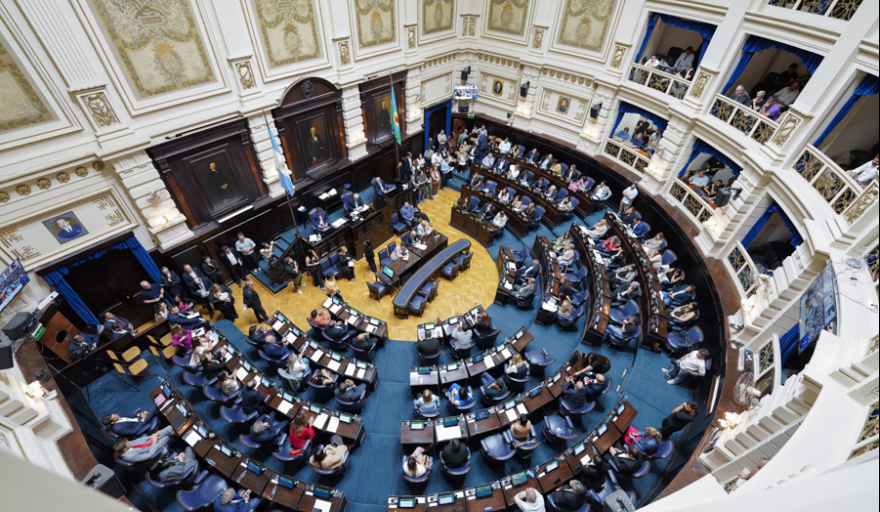 Se cayeron las sesiones en Diputados y la oposición se asegura las manos por IOMA